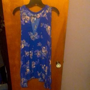 Free People Floral Dress w/ pockets!